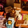 CORNER BOOKSTORE rolife ROBOTIME in legno DIY MINIATURE HOUSE da montare DG164 età 14+ ROBOTIME - 8