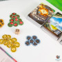 COZY STICKERVILLE gioco da tavolo IN ITALIANO asmodee AVVENTURA età 8+