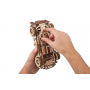 AUTO DA CORSA modellino in legno DRIFT COBRA RACING CAR kit da 370 pezzi UGEARS età 14+ Ugears - 8