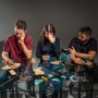 JUDGE YOUR FRIENDS gioco da tavolo IN ITALIANO cranio creations PARTY GAME età 18+ YAS! GAMES - 6