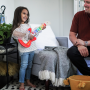 CHITARRA CONNESSA magic touch TOCCO MAGICO strumento musicale HAPE E12805 età 12 mesi + Hape - 4